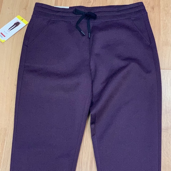 Plum Jogger - Picture 2 of 5